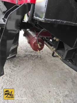 Трактор Dongfeng DF-804